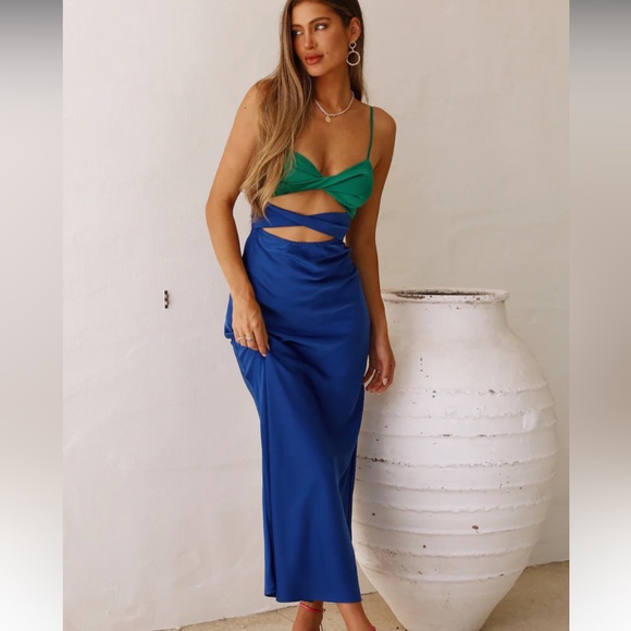 HELLO MOLLY SPLIT THINKING MAXI DRESS ROYAL BLUE - Picture 3 of 9